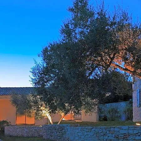 Sanchez Villa