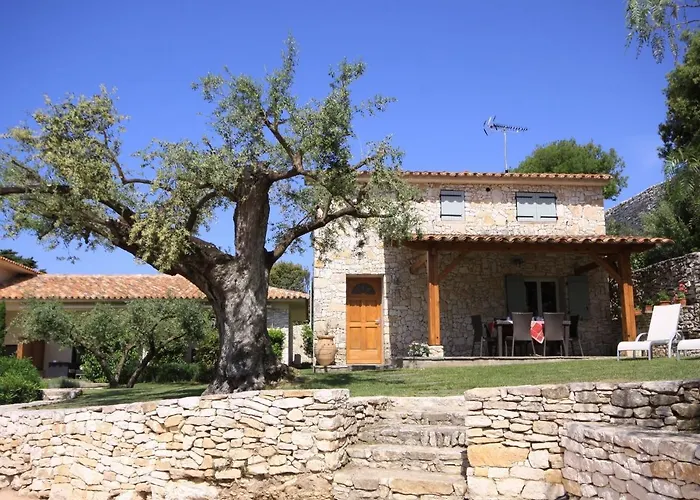 Villa Sanchez